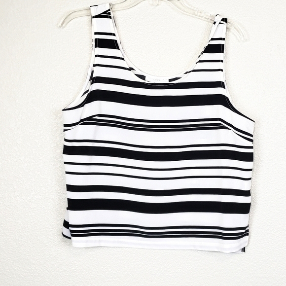 Lush black and white striped sleeveless top - Picture 3 of 4
